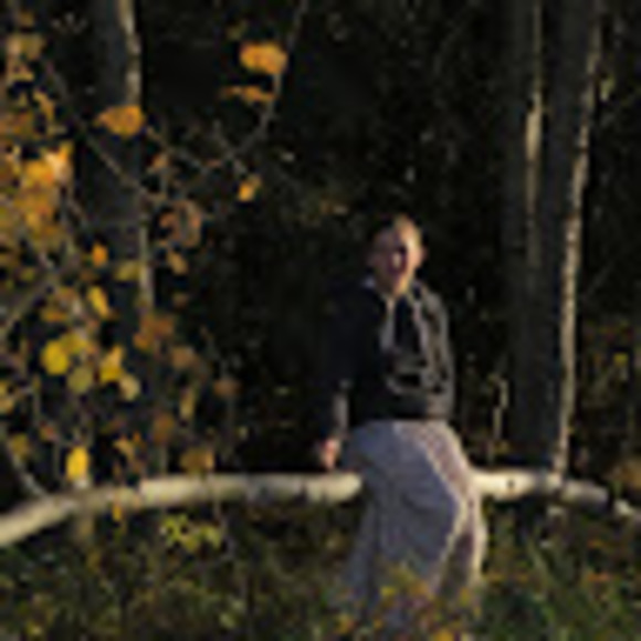 Meet your Posher, Michelle - Picture 1 of 1